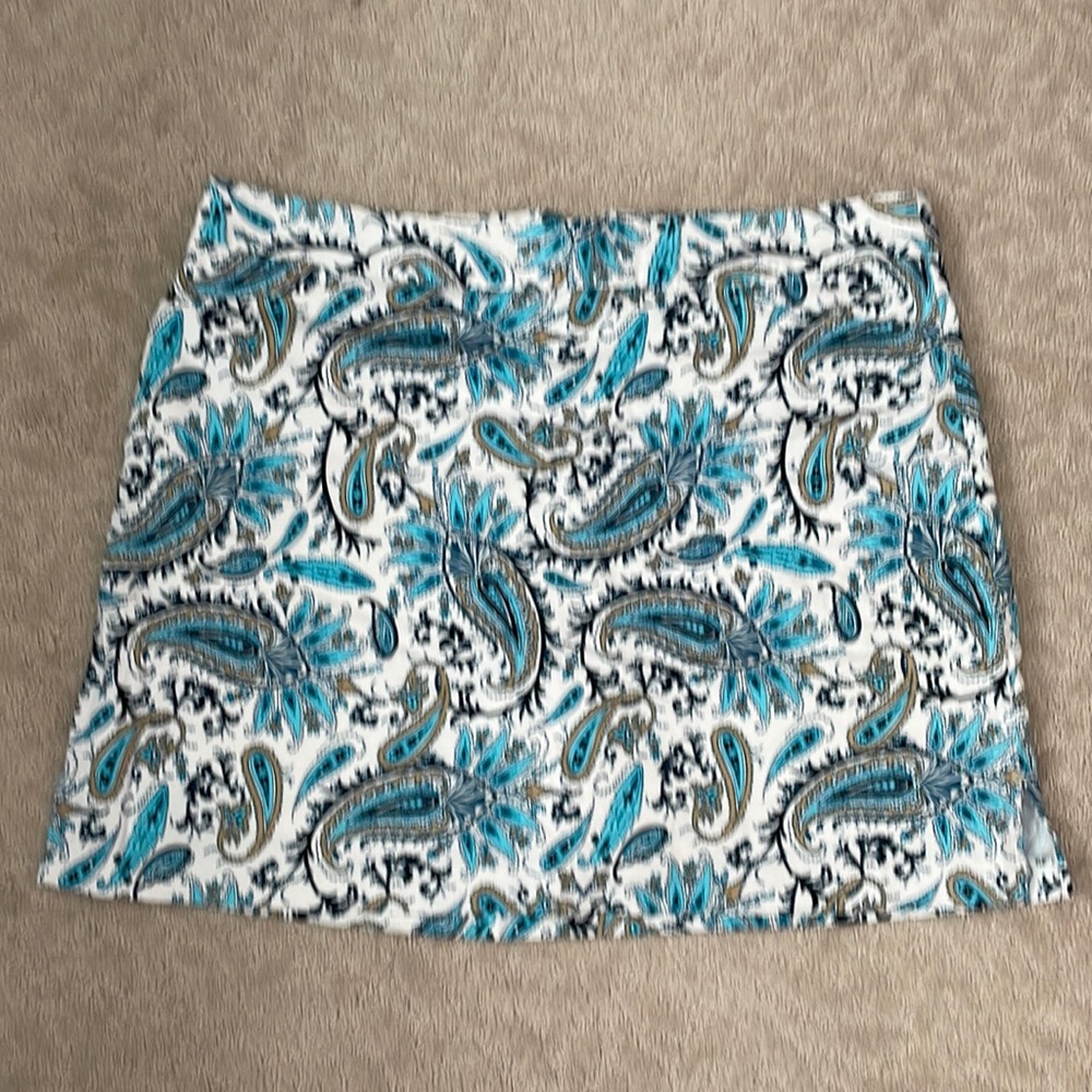 Lady Hagen golf skort.  Size 14. Super cute Paisley